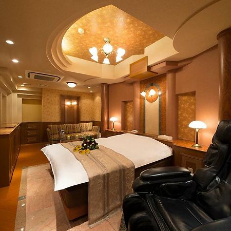 Lucky Sun Hotell Nishinomiya Exteriör bild