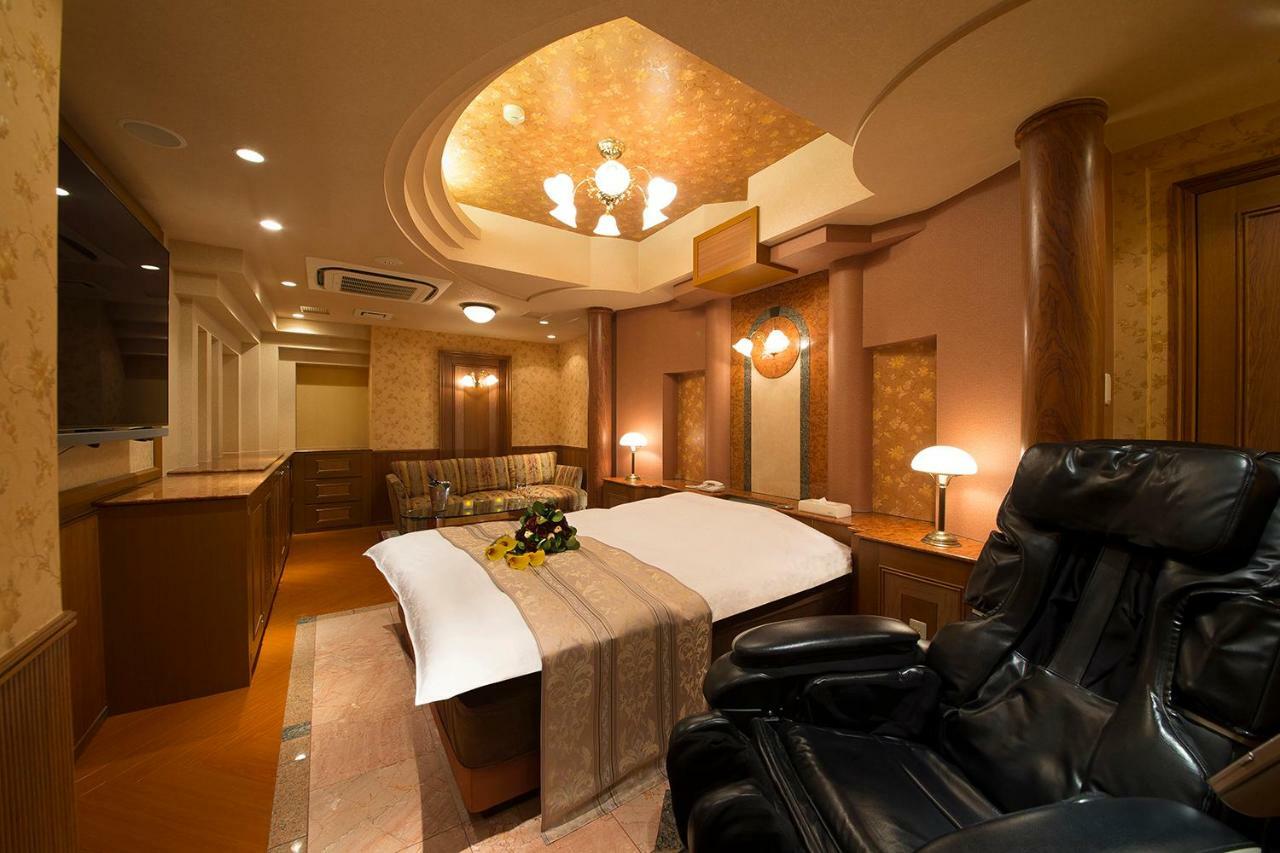 Lucky Sun Hotell Nishinomiya Exteriör bild