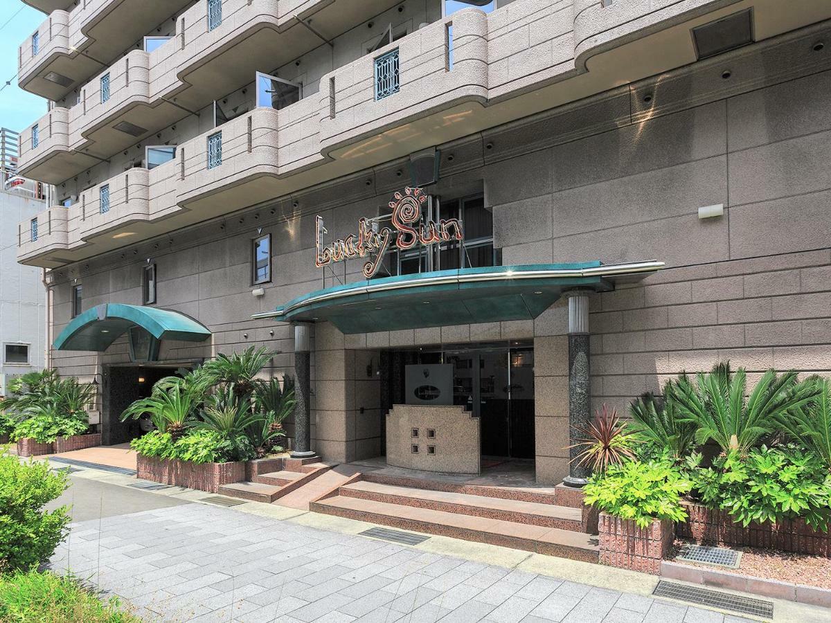 Lucky Sun Hotell Nishinomiya Exteriör bild