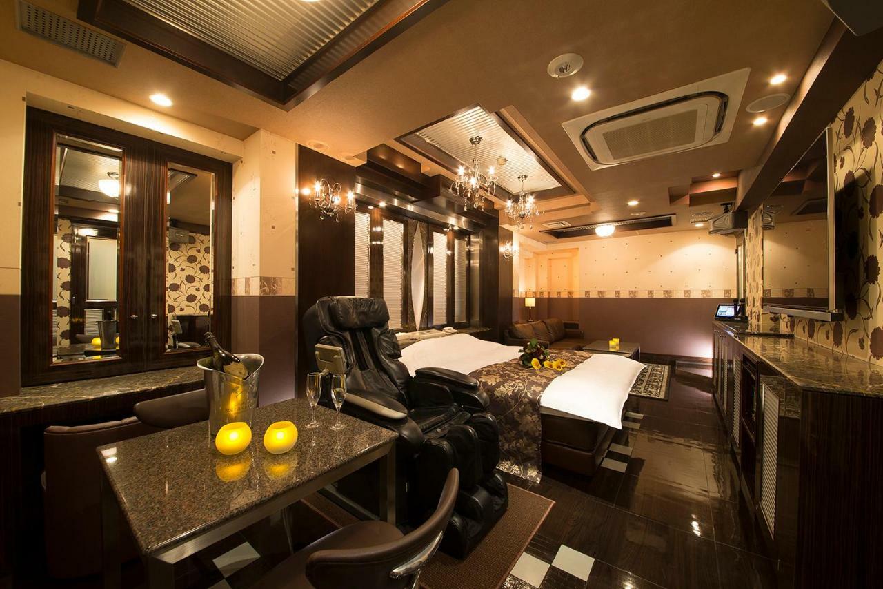 Lucky Sun Hotell Nishinomiya Exteriör bild