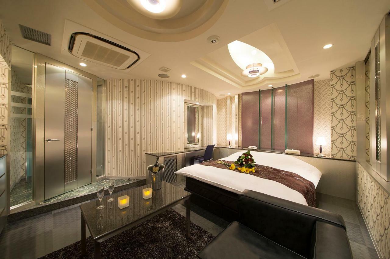 Lucky Sun Hotell Nishinomiya Exteriör bild