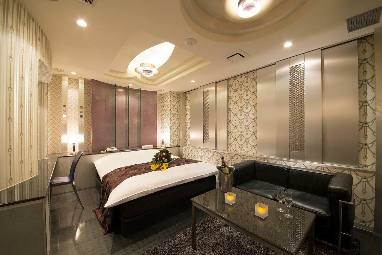 Lucky Sun Hotell Nishinomiya Exteriör bild