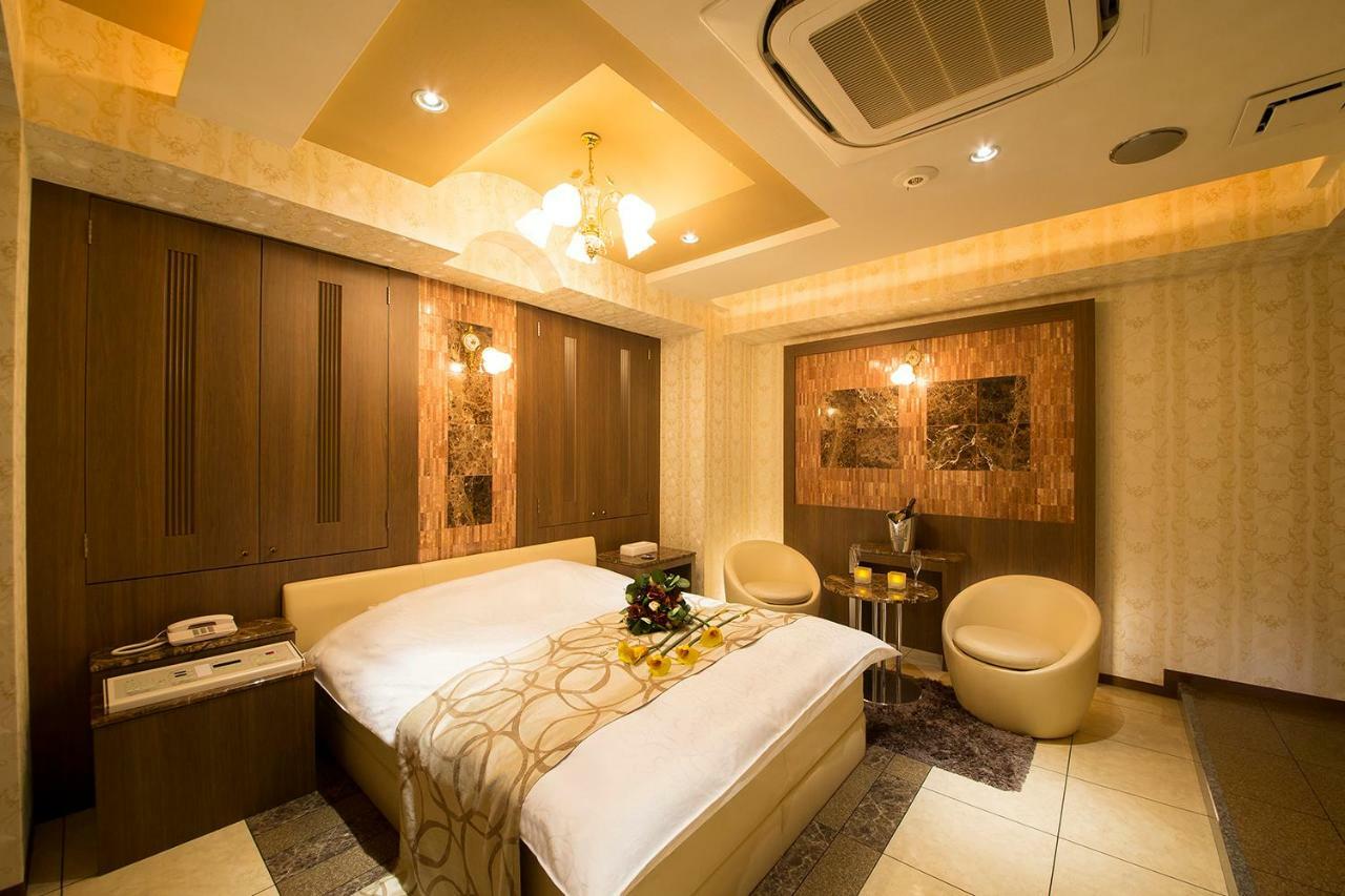 Lucky Sun Hotell Nishinomiya Exteriör bild